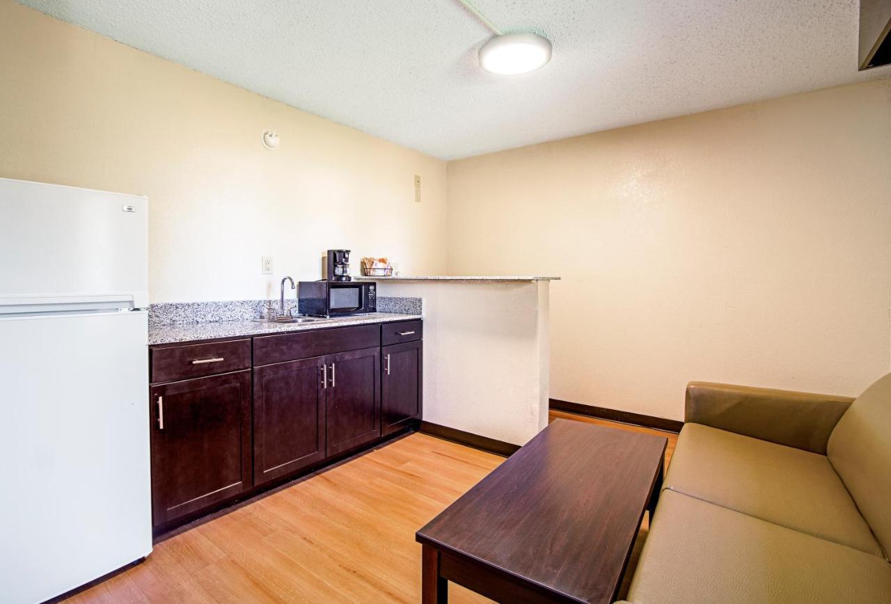 Red Roof Inn & Suites Greenwood, Sc Luaran gambar