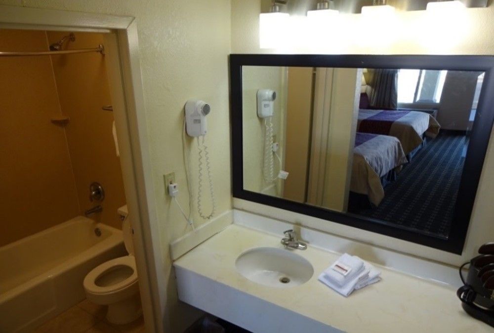 Red Roof Inn & Suites Greenwood, Sc Luaran gambar